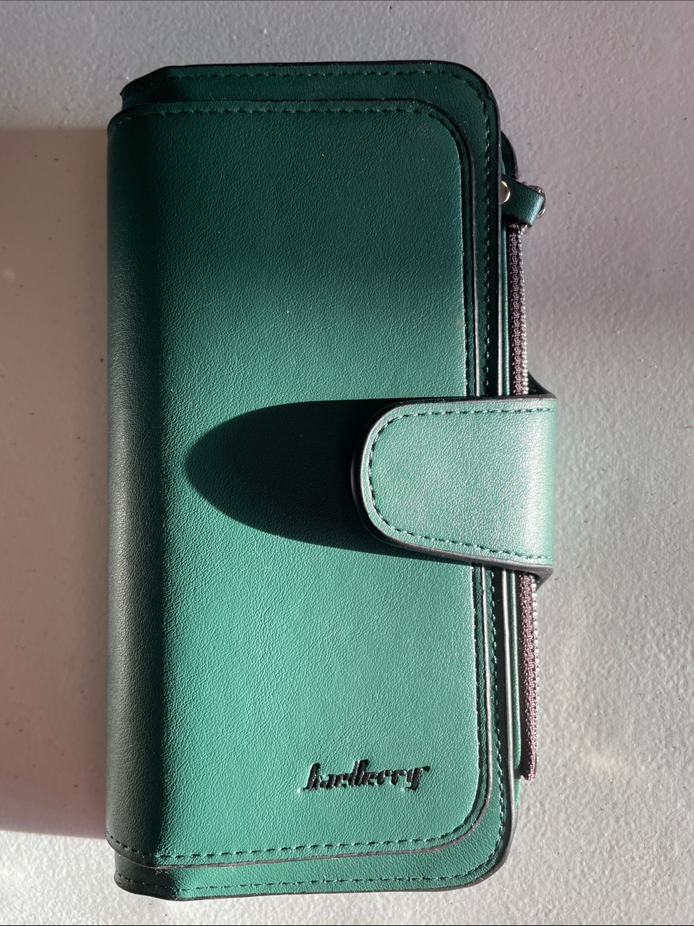 Unknown Brand Green Women's Wallet with Snap Closure ( bag 1)